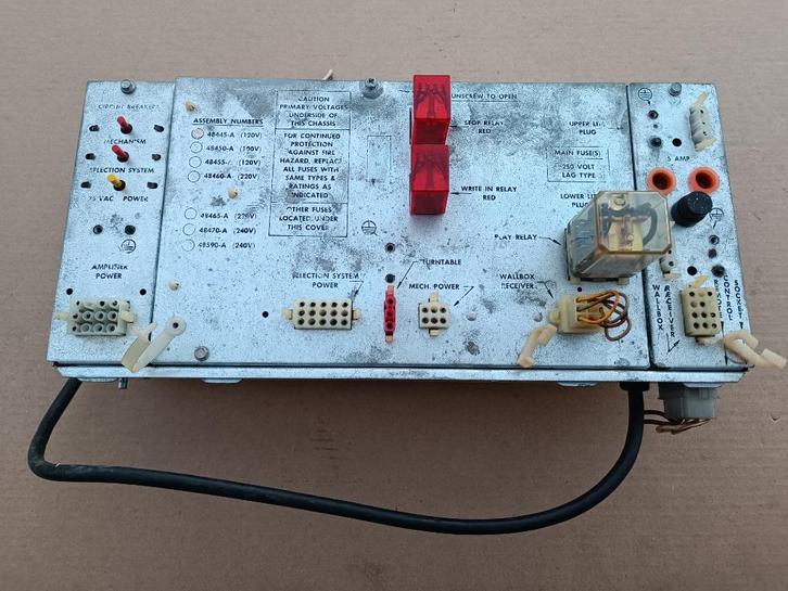 Voeding 110v /48445-A Rock-ola 460 (1975) jukebox, Verzamelen, Automaten | Jukeboxen, Verzenden