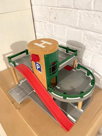 BRIO parkeergarage beschikbaar voor biedingen