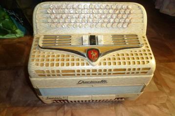 Crucianelli Junior, Enlèvement, Avec valise