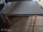Table en formica typique années 70, Ophalen