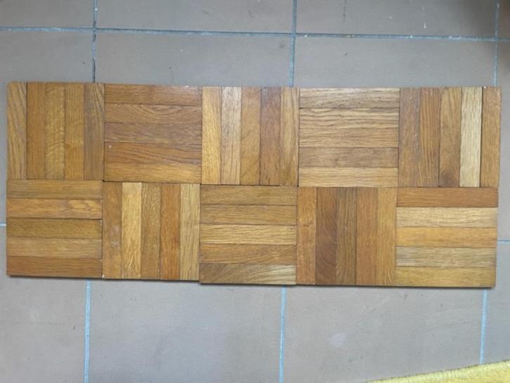 Parquet en chêne damier usagé/patiné, Bricolage & Construction, Planches & Dalles, Utilisé, Parquet, Bois, 5 à 10 m², Enlèvement