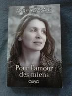 "Pour l'amour des miens" Anna Alassane (2013), Livres, Biographies, Utilisé, Enlèvement ou Envoi, Cinéma, TV et Média, Anna Alassane