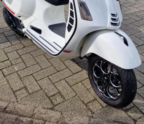 Exclusieve set velgen met banden vespa GTS/​GTS/GT NIEUW, Motoren, Accessoires | Overige, Nieuw, Ophalen of Verzenden