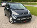 Peugeot 107 1.0i Urban (bj 2010), Auto's, Peugeot, 4 zetels, Stof, Zwart, Bedrijf