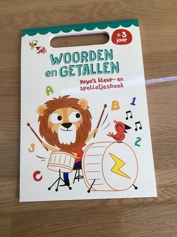 Yoyo's kleur- en activiteitenblok beschikbaar voor biedingen