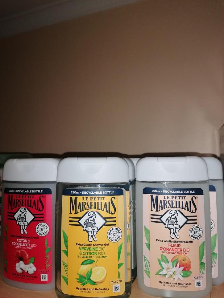 Douche gel en crème Le Petit Marseillais, Handtassen en Accessoires, Uiterlijk | Lichaamsverzorging, Nieuw, Bad & Douche, Ophalen