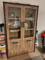 Vitrine kast met glazen deuren, Ophalen, Zo goed als nieuw