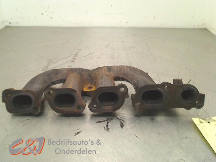 Uitlaatspruitstuk van een Opel Vivaro, Auto-onderdelen, Uitlaatsystemen, Opel, Gebruikt, 3 maanden garantie, Ophalen of Verzenden