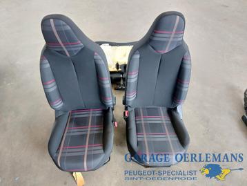 interieur peugeot 108, 4 deurs beschikbaar voor biedingen