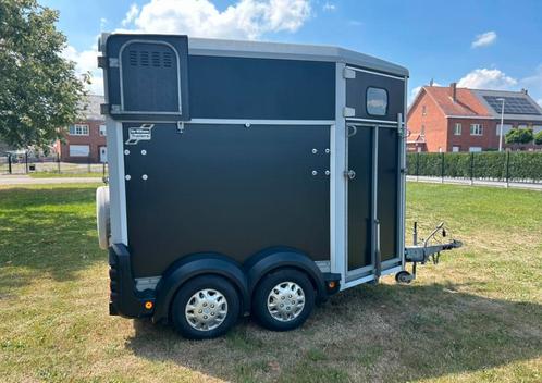 Ifor wiliams hb 403 zwart 1.5, Dieren en Toebehoren, Paarden en Pony's | Trailers en Aanhangwagens, Aluminium, Ophalen