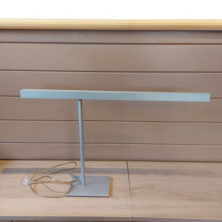 Design Bureaulamp Merk MASSIVE, Huis en Inrichting, Bureaus, Ophalen