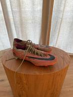 Voetbalschoenen maat 45, Vêtements | Hommes, Vêtements de sport, Enlèvement, Porté, Nike, Football