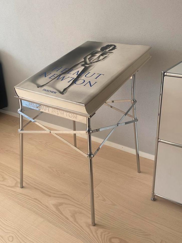 XXL Helmut Newton Sumo boek - Taschen - Philippe Starck, Boeken, Kunst en Cultuur | Fotografie en Design, Zo goed als nieuw, Ophalen