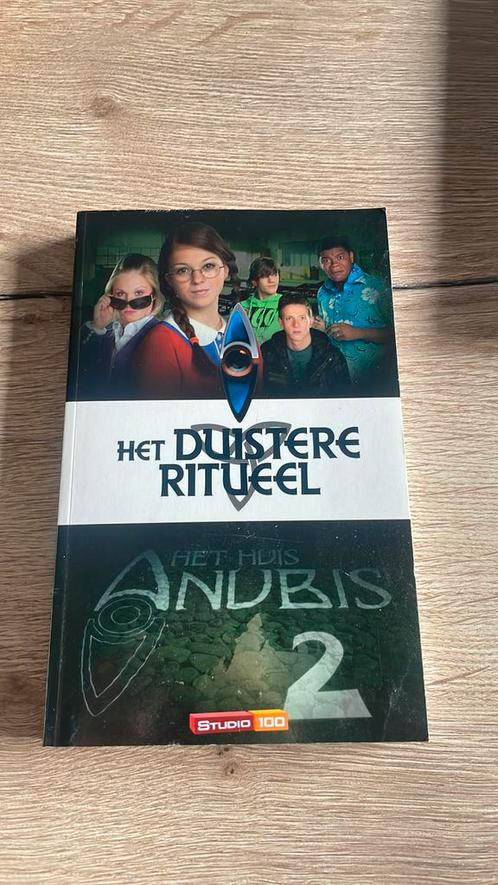 Het duistere ritueel, Boeken, Kinderboeken | Jeugd | onder 10 jaar, Zo goed als nieuw, Ophalen of Verzenden