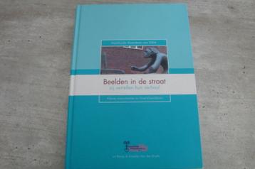 BEELDEN IN DE STRAAT ZIJ VERTELLEN HUN VERHAAL beschikbaar voor biedingen