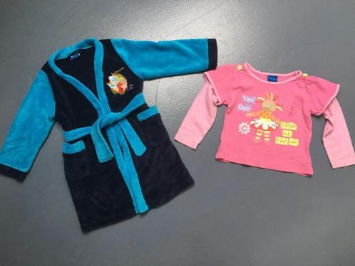 In de droomtuin: badjas + T-shirt (maat 98-104 (3-4 jr)), Kinderen en Baby's, Kinderkleding | Maat 98, Zo goed als nieuw, Ophalen of Verzenden