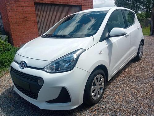 Hyundai i10, Auto's, Hyundai, Particulier, i10, ABS, Airbags, Airconditioning, Alarm, Bluetooth, Boordcomputer, Centrale vergrendeling