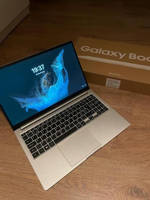 Samsung Galaxy Book 2 laptop 15” Intel Core i7 parfait état, Informatique & Logiciels, Ordinateurs portables Windows, Comme neuf