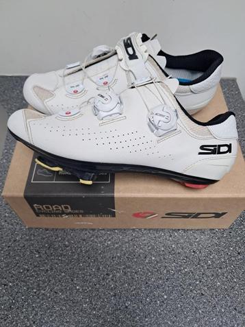 wielerschoenen beschikbaar voor biedingen