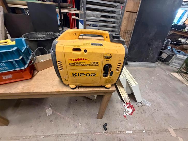 Kipor IG2600, Doe-het-zelf en Bouw, Aggregaten, Zo goed als nieuw, Benzine, Ophalen