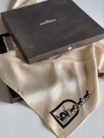 Sjaal - foulard delvaux beschikbaar voor biedingen
