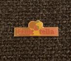 PIN - FRUITTELLA - SNOEP - BONBON - CANDY, Verzamelen, Verzenden, Gebruikt, Merk, Speldje of Pin