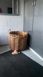 Rotan mand. Rieten mand. Decoratie. Plantenbak. Interieur, Ophalen, Zo goed als nieuw