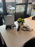 PS5 Digital Edition + 2 controllers + oplaaddock, Ophalen, Gebruikt, Playstation 5 Digital