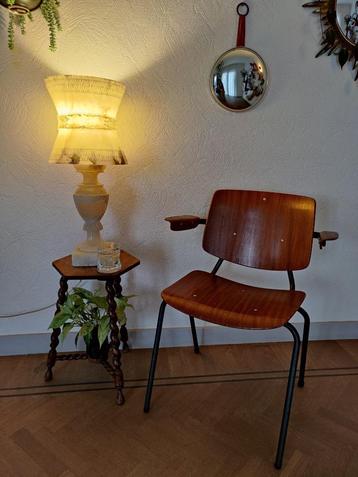 Vintage albast marmeren lamp beschikbaar voor biedingen