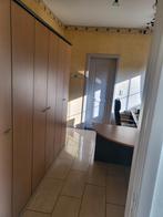 Volledig bureeluitrusting, Ophalen, Bureau