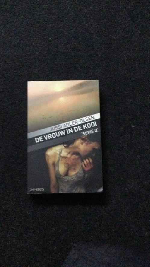 Jussi Adler-Olsen - De vrouw in de kooi, Boeken, Thrillers, Ophalen of Verzenden
