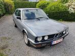 BMW 525i e28 - 1986, Auto's, BMW, Te koop, Zilver of Grijs, Berline, Benzine