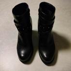 Lage laarsjes met hak, Enfants & Bébés, Vêtements enfant | Chaussures & Chaussettes, Enlèvement, Comme neuf