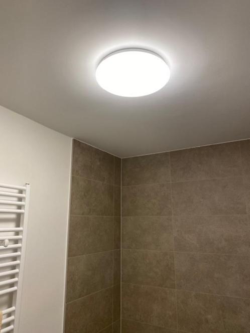 LED plafondlamp, Huis en Inrichting, Lampen | Plafondlampen, Zo goed als nieuw, Kunststof, Ophalen