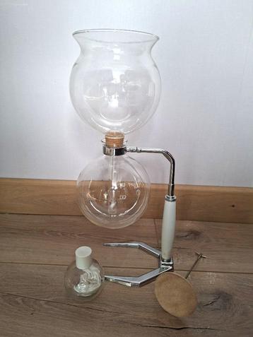 Vintage Hellem koffiezetapparaat beschikbaar voor biedingen