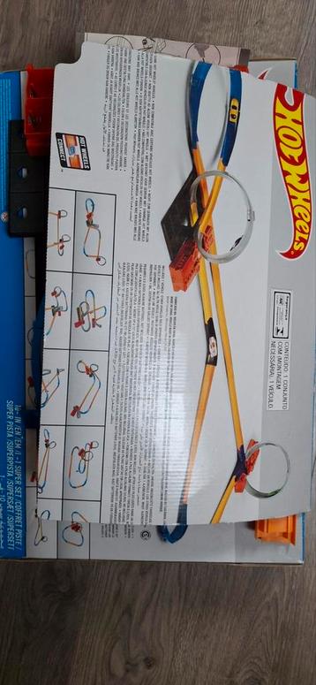 Hot Wheels 10 in 1 super piste beschikbaar voor biedingen