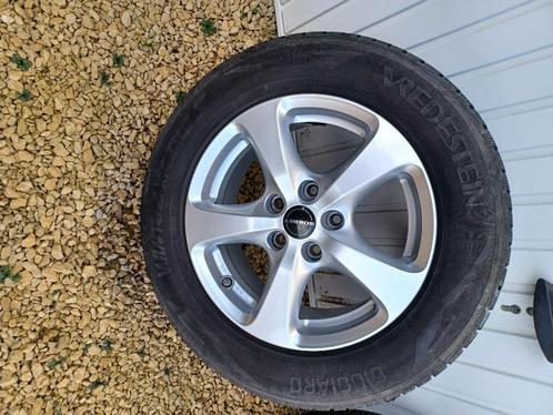 Set winterbanden op velg 215/60 R16 ; 7Jx16H2 Et40, Auto-onderdelen, Banden en Velgen, Banden en Velgen, Winterbanden, 16 inch