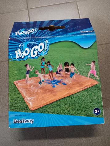 Waterspeelmat beschikbaar voor biedingen