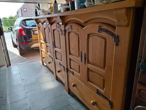 Buffet kast ligt bruin met scharnieren en sleutels, Huis en Inrichting, Kasten | Buffetkasten, Gebruikt, 100 tot 150 cm, 200 cm of meer