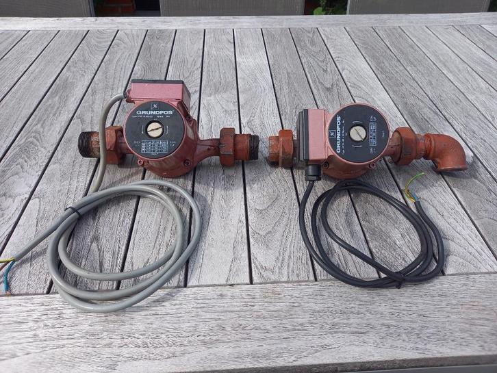 grundfos circulatiepompen UPS 15 en UP15, Doe-het-zelf en Bouw, Verwarming en Radiatoren, Gebruikt, Ophalen
