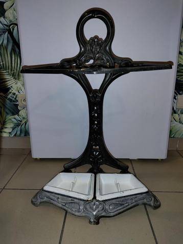 Art Nouveau paraplubak beschikbaar voor biedingen