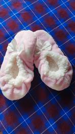 Pantoufles roses doudou neuves 36-37, Vêtements | Femmes, Chaussures, Enlèvement ou Envoi, Pantoufles