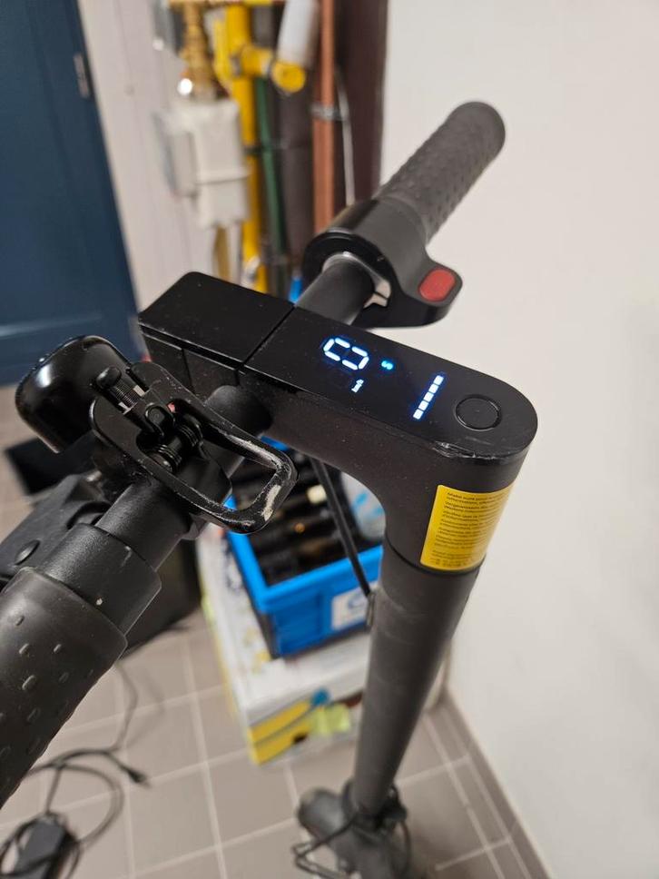 Mi PRO 2 Scooter + originele doos, Fietsen en Brommers, Steps, Ophalen of Verzenden