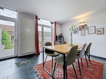 Maison à vendre à Quaregnon, 3 chambres beschikbaar voor biedingen
