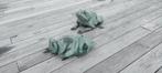 2 bronzen kikkers waterspuwend, Tuin en Terras, Tuinbeelden, Ophalen of Verzenden, Gebruikt, Metaal, Dierenbeeld