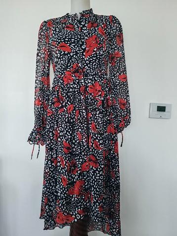 Robe en voile asymétrique imprimé floral taille S beschikbaar voor biedingen