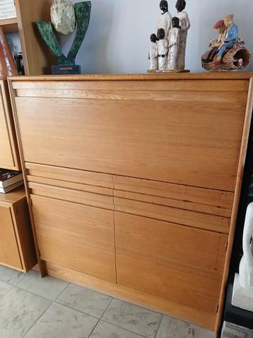 Eiken kast met bar gedeelte(Van Den Berghe-Pauvers), Enlèvement, Utilisé