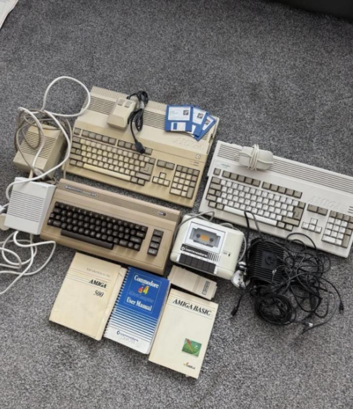 Commodore Job Lot. Amiga 500 Amiga 1200. Commodore 64, Computers en Software, Vintage Computers, Ophalen of Verzenden
