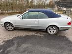 Mercedes-Benz CLK 200 cabrio zilver automaat Prijs O.T.K, Auto's, 1998 cc, Achterwielaandrijving, 1610 kg, 4 cilinders
