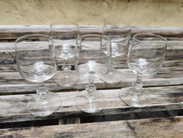 5 borrelglaasjes voor jenever, advocaat, eau de vie. beschikbaar voor biedingen